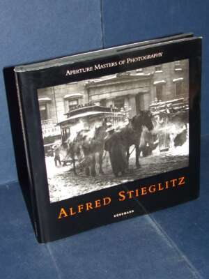 Aperture Masters of Photography – Alfred Stieglitz – Konemann – 1997 (978-3895086076) - Fotografia - Libreria del novecento