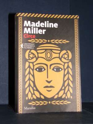Madeline Miller – Circe (a cura di Magrì e Ciani) – Marsilio – 2022 (978-8829705320) - Classici - Libreria del novecento