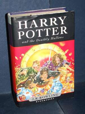 J.K. Rowling – Harry Potter and the Deadly Hallows – Bloomsbury – First edition 2007 (978-0747591054) - Fantasy - Fantascien…